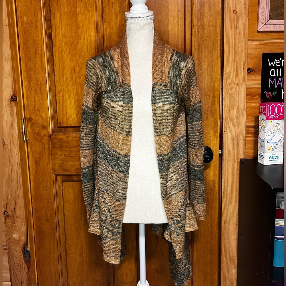 Rue21 lightweight cardigan